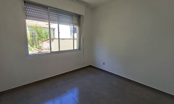 Imagem 2: Apartamento à venda em Porto Alegre, Passo da Areia, com 2 quartos, 66,08m²