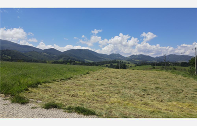 Imagem: Terreno à venda em Joanópolis, Centro