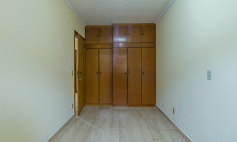 Imagem 3: 4 dormitórios na Rua Sebastião Rodrigues