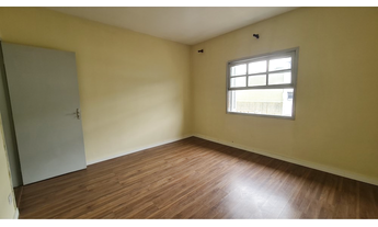 Imagem 5: 2 dormitórios na Rua Cristóvão De Gouveia