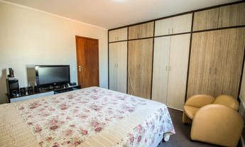 Imagem 7: 4 dormitórios na Rua Artur Orlando