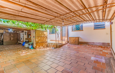 Imagem 2: 5 dormitórios na Rua Doutor Mário Totta