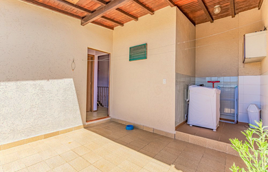 Imagem 5: 5 dormitórios na Rua Doutor Mário Totta