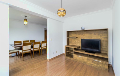 Imagem 2: 3 dormitórios na Rua Crispim Machado Silveira