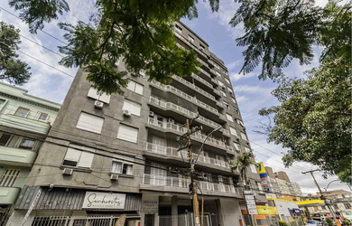 Imagem 3: 4 dormitórios, 4 suíte, 4 banheiro, 1 vaga na garagem, 256M² de Área Construída