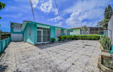 Imagem 4: 3 dormitórios, 1 suítes, 1 banheiros, 4 vagas na garagem