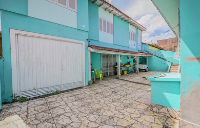 Imagem 6: 3 dormitórios, 1 suítes, 1 banheiros, 4 vagas na garagem