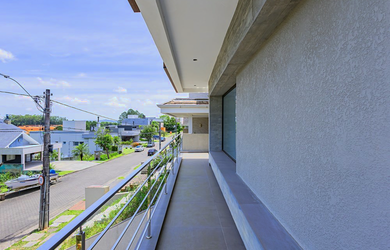 Imagem 3: 3 dormitórios, 3 suíte, 4 banheiro, 3 vagas na garagem