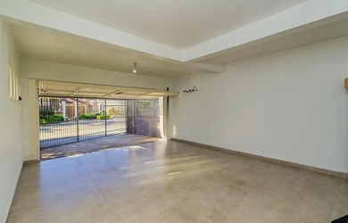 Imagem 6: 4 dormitórios, 2 suíte, 6 banheiro, 4 vagas na garagem