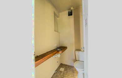 Imagem 4: 4 banheiro na Avenida Cristóvão Colombo