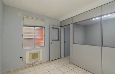 Imagem 2: 2 vagas na garagem na Rua 25 De Julho