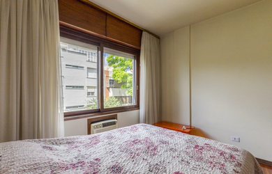 Imagem 7: 3 dormitórios, 1 suítes, 6 banheiro, 1 vaga na garagem, 198M² de Área Construída