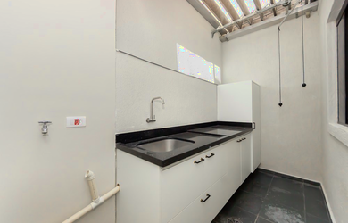 Imagem 2: 3 dormitórios na Rua Cláudio Rodrigues Lopes