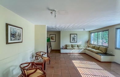 Imagem 3: 3 dormitórios na Rua Derval