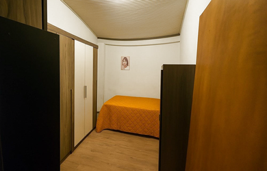 Imagem 11: Casa à venda em Porto Alegre - Menino Deus: 2 quartos, 1 suíte, 1 banheiro, 80m² de área t