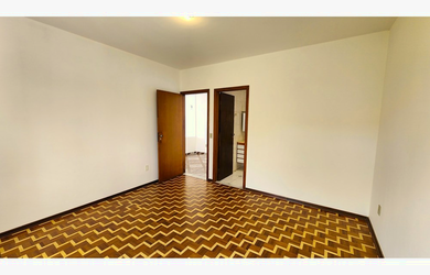 Imagem 4: 4 dormitórios na Rua Urutuba