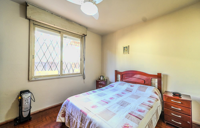 Imagem 2: 3 dormitórios, 2 banheiro, 1 vaga na garagem