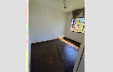 Imagem 4: 5 dormitórios, 1 suítes, 3 banheiro, 1 vaga na garagem