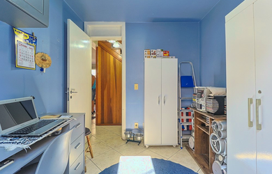 Imagem 9: 4 dormitórios na Rua Tenente Ary Tarrago