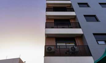 Imagem 2: Apartamento à venda no bairro Passo da Areia - Porto Alegre/RS