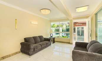 Imagem 3: Apartamento à venda no bairro Passo da Areia - Porto Alegre/RS