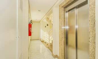 Imagem 4: Apartamento à venda no bairro Passo da Areia - Porto Alegre/RS