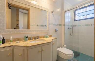 Imagem 16: 4 dormitórios na Rua Canário