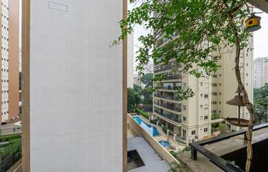 Imagem 8: 4 dormitórios na Rua Canário