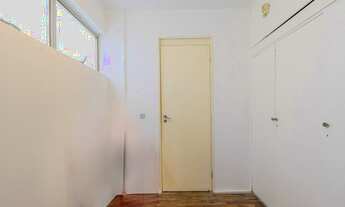 Imagem 2: 3 dormitórios na Rua Teixeira Da Silva