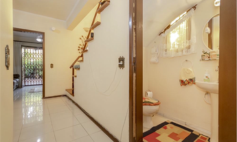 Imagem 7: Casa à venda em Porto Alegre, Moinhos de Vento, com 4 quartos, 174m²