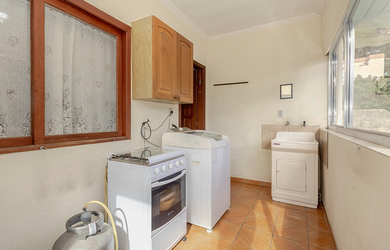 Imagem 5: Casa à venda em Porto Alegre, Glória, com 5 quartos, 178m²