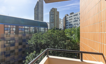 Imagem 2: Apartamento à venda em São Paulo, Moema, com 2 quartos, 127m²