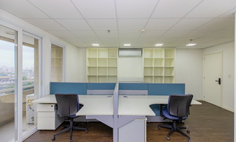 Imagem: Sala à venda no bairro Várzea da Barra