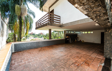 Imagem 4: Casa à venda em São Paulo, Jardim Marajoara, com 5 quartos, 259m²