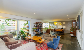 Imagem: 4 dormitórios na Rua Frederico Guarinon