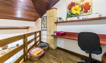 Imagem 5: Casa à venda em Porto Alegre, Jardim Sabará, com 3 quartos, 212m²