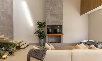 Imagem 3: Casa à venda em São Paulo-SP, no bairro Planalto Paulista, com 4 quartos, 4 vagas de garag