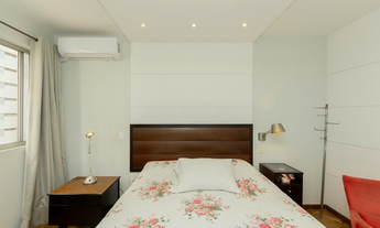 Imagem 2: Apartamento à venda no Itaim Bibi com 3 quartos, 1 suíte e 2 vagas de garagem. Imóvel com