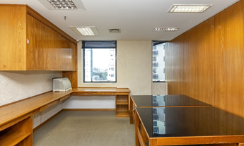 Imagem 2: Sala comercial à venda em São Paulo, Jardim Paulista, 142,7m²