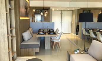 Imagem 6: 3 dormitórios, 1 suítes, 2 banheiro, 2 vagas na garagem, 227M² de Área Construída