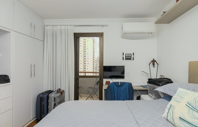 Imagem 9: Venda de Apartamento de Luxo em Santo Amaro, São Paulo-SP: 4 Quartos, 2 Suítes, 4 Banheiro