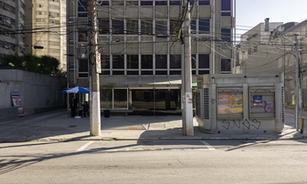 Imagem 2: Sala comercial à venda em São Paulo, Jardim Paulistano, 196m²