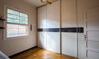 Imagem 7: Casa Padrão, 3 dormitórios na Rua Bernardino De Campos