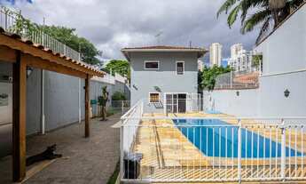 Imagem 4: Casa Padrão, 3 dormitórios na Rua Bernardino De Campos