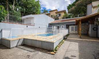 Imagem 3: Casa Padrão, 3 dormitórios na Rua Bernardino De Campos