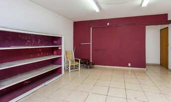 Imagem: Casa Padrão, 4 dormitórios na Rua Topázio