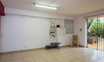 Imagem 3: Casa Padrão, 4 dormitórios na Rua Topázio