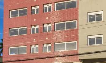 Imagem 2: Apartamento à venda no bairro Santo Antônio - Porto Alegre/RS