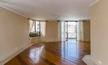 Imagem 2: Apartamento Padrão, 4 dormitórios na Rua Maria Figueiredo