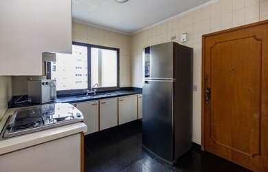 Imagem 7: Apartamento Padrão, 3 dormitórios na Avenida Lavandisca